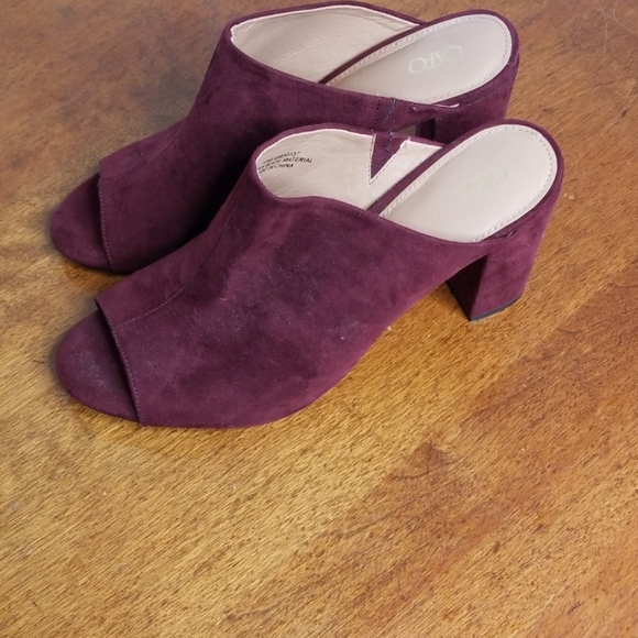 Heels - Picture 1 of 4